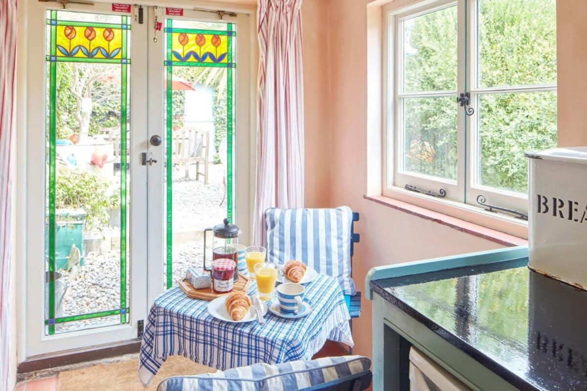 Mariner'S Cottage - On Kingsdown Beach Deal Extérieur photo